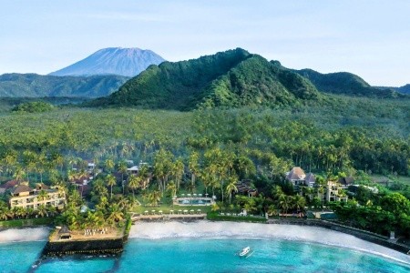 Candi Beach Resort & Spa