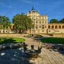 Zámek Ploskovice. Foto: © Libor Sváček